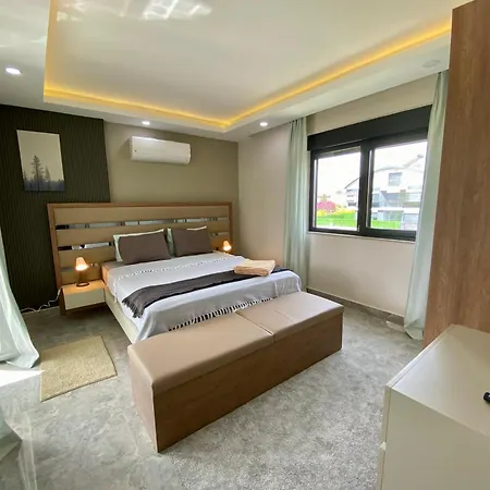 Vila Annabell1 With Swimming Pool And Jacuzzi, 3 Floors