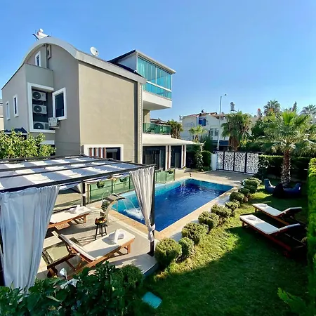 Annabell1 With Swimming Pool And Jacuzzi, 3 Floors