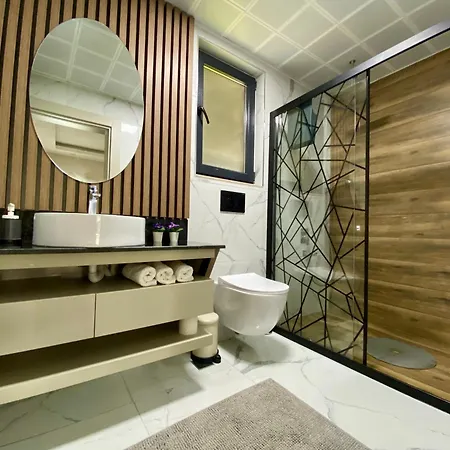 Вилла Annabell1 With Swimming Pool And Jacuzzi, 3 Floors