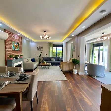 Вилла Annabell1 With Swimming Pool And Jacuzzi, 3 Floors