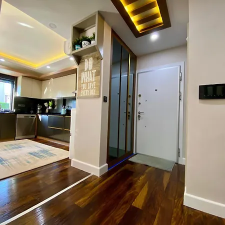 Annabell1 With Swimming Pool And Jacuzzi, 3 Floors