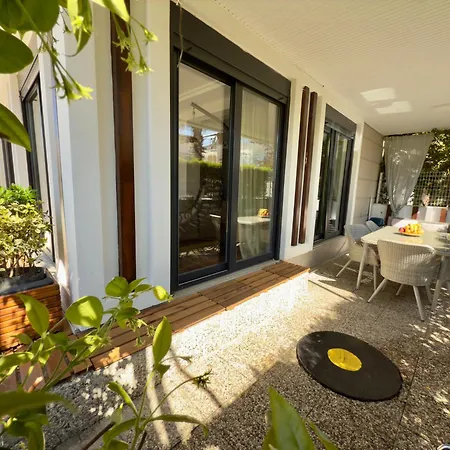 Annabell1 With Swimming Pool And Jacuzzi, 3 Floors * Белек