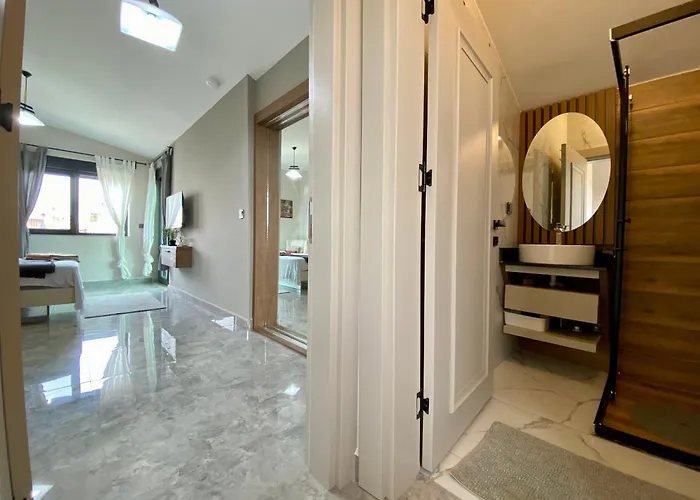 Vilă Annabell1 With Swimming Pool And Jacuzzi, 3 Floors *