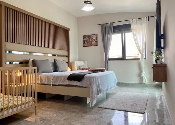 Villa Annabèll1 With Swimming Pool&jacuzzi, 3 Floors