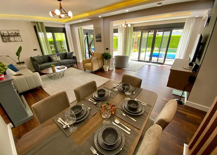 Vilă Annabell1 With Swimming Pool And Jacuzzi, 3 Floors *