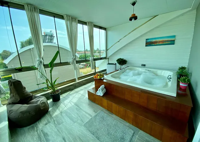 Vilă Annabell1 With Swimming Pool And Jacuzzi, 3 Floors Belek