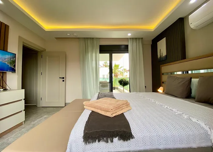 Annabèll1 With Swimming Pool&jacuzzi, 3 Floors Belek