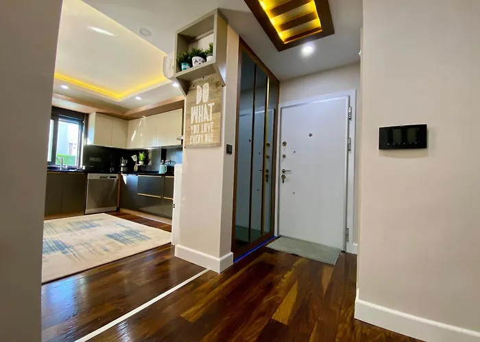 Annabell1 With Swimming Pool And Jacuzzi, 3 Floors