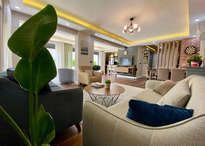 Villa Annabèll1 With Swimming Pool&jacuzzi, 3 Floors *