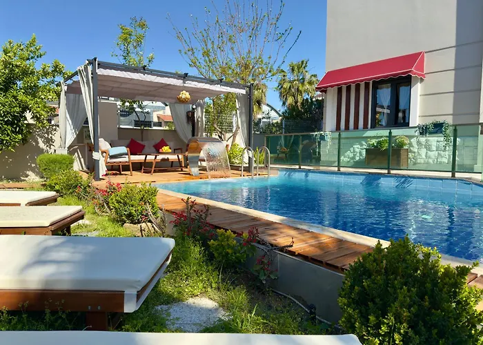 Annabell1 With Swimming Pool And Jacuzzi, 3 Floors Willa Belek