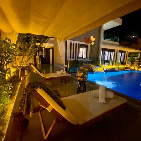 Villa Annabell1 With Swimming Pool And Jacuzzi, 3 Floors *
