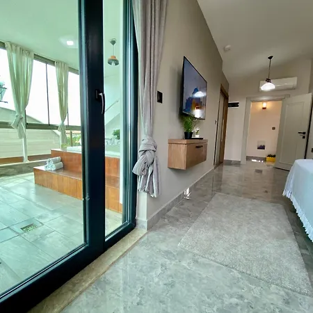Villa Annabell1 With Swimming Pool And Jacuzzi, 3 Floors *